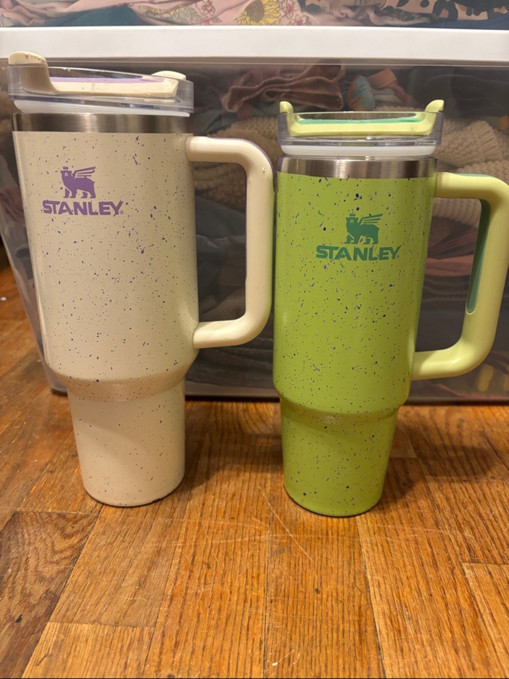 Stanley Speckled Travel Mugs in Cream and Lime Green - Picture 10 of 10